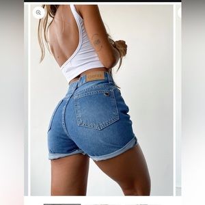 SUPER HIGH-RISE JEAN chipre USA jeans